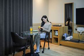 Yeosu ZAVA Hotel