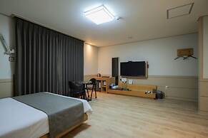 Yeosu ZAVA Hotel