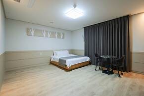 Yeosu ZAVA Hotel