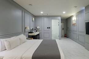 Yeosu ZAVA Hotel