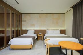 Yeosu ZAVA Hotel