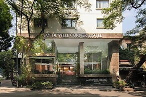 May De Ville Corner Hotel