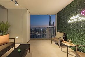 Premium Spacious 3BR Downtown Views