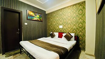 Hotel Uday Palace