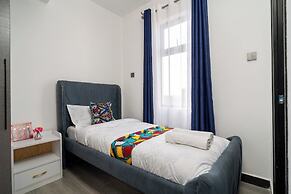 Lux Suites Platinum Oak Residency