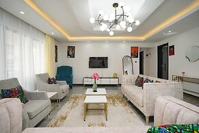 Lux Suites Platinum Oak Residency