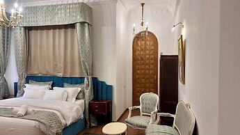 Otyak Plaza Hotel