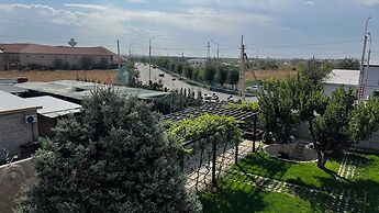 Otyak Plaza Hotel