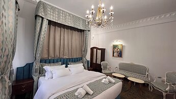 Otyak Plaza Hotel