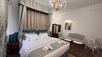 Otyak Plaza Hotel