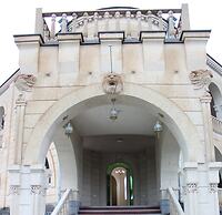 Otyak Plaza Hotel