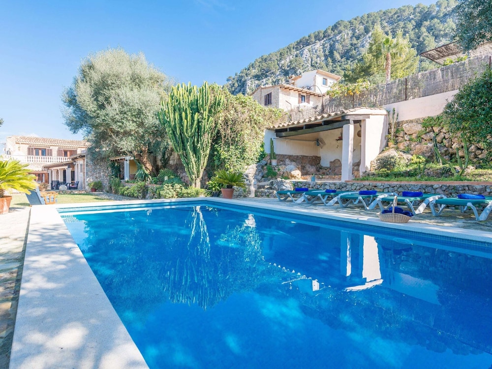 Coste Can Moragues - Villa With Private Pool