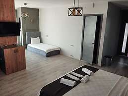 Wenirvana Suits Hotel