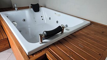 Wenirvana Suits Hotel