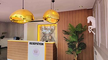 Wenirvana Suits Hotel