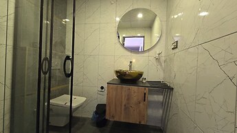 Wenirvana Suits Hotel