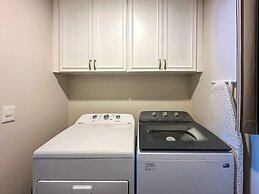 Beach Bliss Retreat 2BR Beachfront Condo