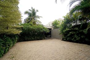 Narayani Revtree - Resort & Villa