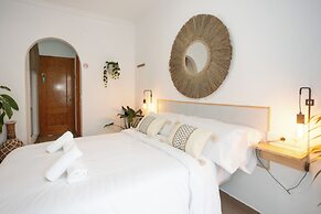 Naim Guest House Nerja