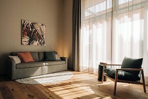 KURVE Apartments & Lounge