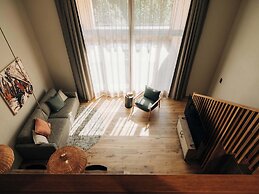 KURVE Apartments & Lounge