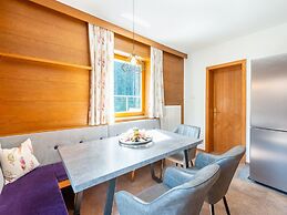 Spacious Apartment With Balcony