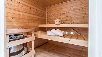 Cozy Villa w/ Sauna and BBQ