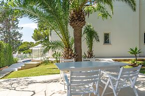 Cala Llonga - Villa With Private Pool In Cala D'or