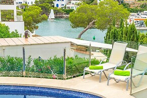 Cala Llonga - Villa With Private Pool In Cala D'or