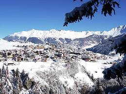 Chalet in Ladis by Ski Slope & Sonnenbahn