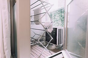 Minimalist Loft 501