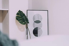 Minimalist Loft 502