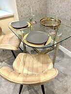 Oasis Boutique