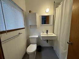 Lake Sparrow Guest House Inc