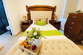Bambu Residencial with Pool Near Beach