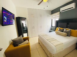 Bambu Residencial with Pool Near Beach