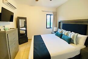 Bambu Residencial with Pool Near Beach