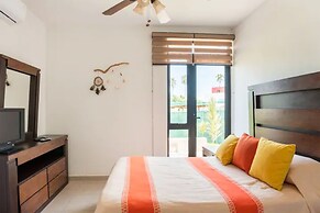 Bambu Residencial with Pool Near Beach