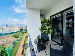 Bambu Residencial with Pool Near Beach