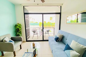 Bambu Residencial with Pool Near Beach