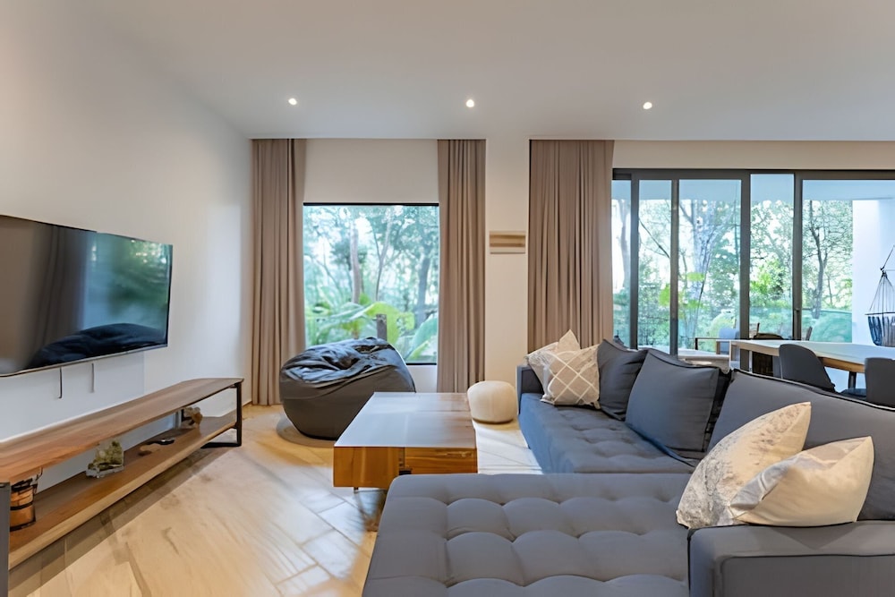 Oasis Yaaxlum 2BR