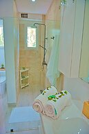 MARINA BAY HOTEL BOUTIQUE