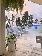 MARINA BAY HOTEL BOUTIQUE