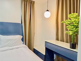 Breezewood Bangkok Hotel