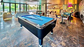 The Tj Hotel