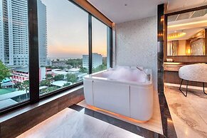 The Tj Hotel