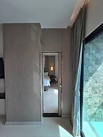 The Tj Hotel