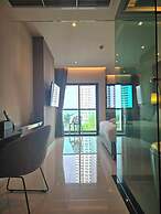 The Tj Hotel