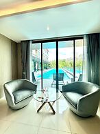 The Tj Hotel