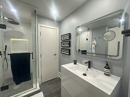 Rivetstays - Designer Walk Suites